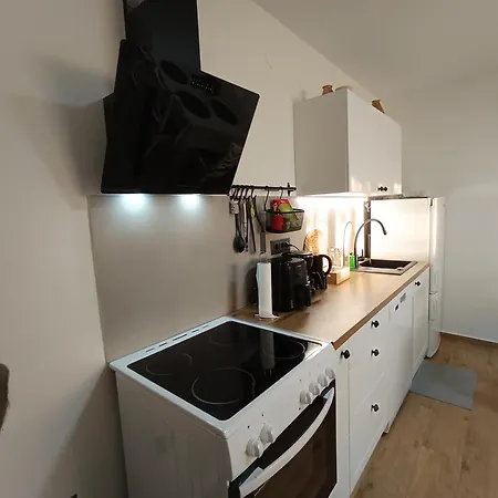 Nyaraló Kuca Za Odmor Klostar Jadranovo