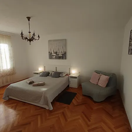 Kuca Za Odmor Klostar Hébergement de vacances *