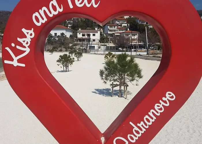 Kuca Za Odmor Klostar Nyaraló Jadranovo