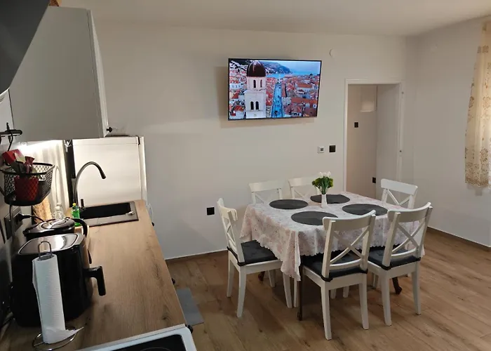 Kuca Za Odmor Klostar Nyaraló *