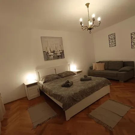 Tatil Evi Kuca Za Odmor Klostar Jadranovo
